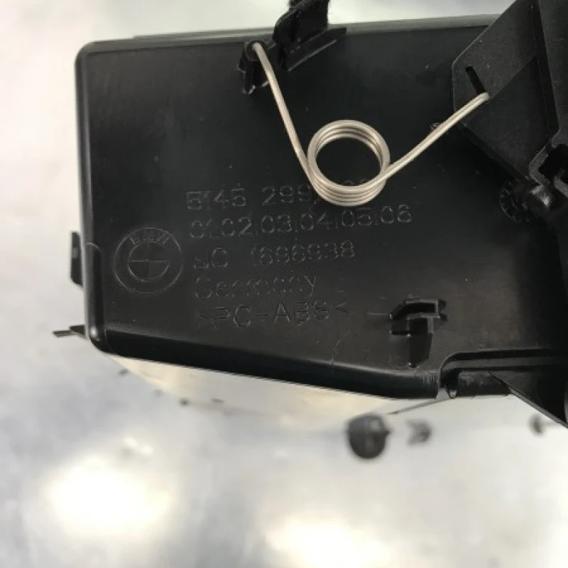 Spatiu depozitare bord / BMW X1 E84 2012 / Interior