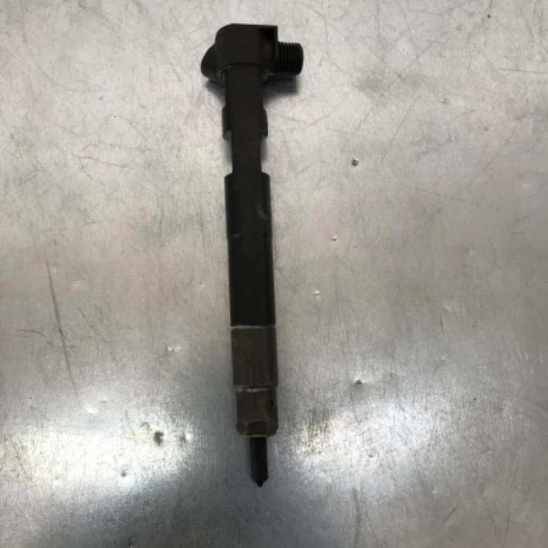 Injector / Mercedes-Benz B Class W246 2015 / Motor, racire si evacuare