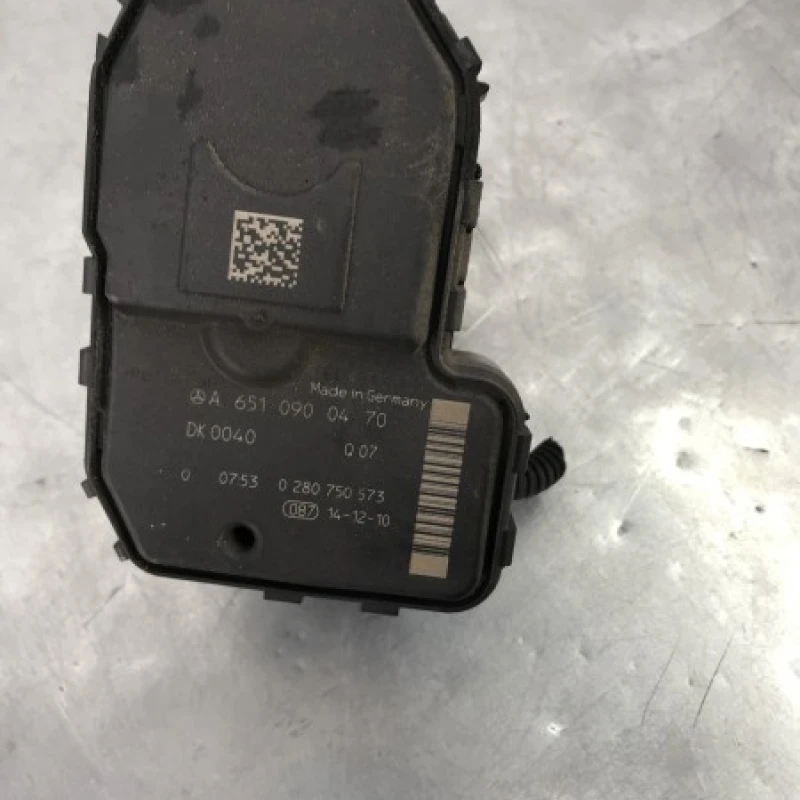 Clapeta acceleratie / Mercedes-Benz B Class W246 2015 / Motor, racire si evacuare