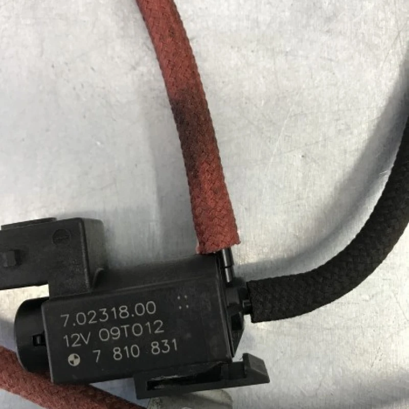 Supapa vacum / BMW Seria 5 E60 2009 / Motor, racire si evacuare