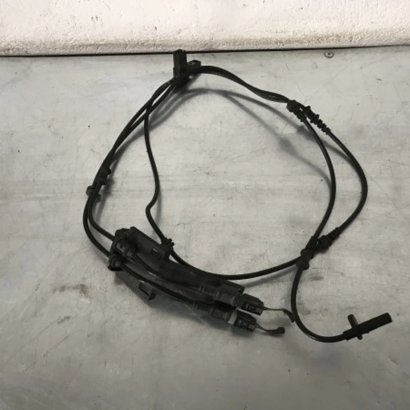 Senzor ABS / Mercedes-Benz B Class W246 2015 / Audio si electronice