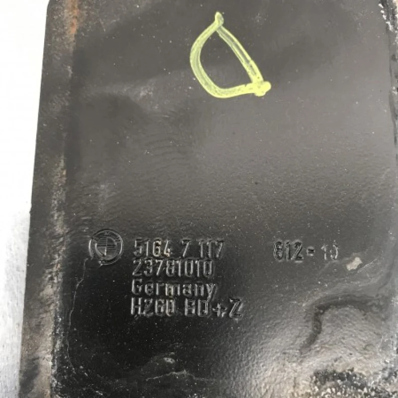 Suport radiatoare stanga dreapta / BMW X1 E84 2012 / Caroserie, oglinzi si faruri