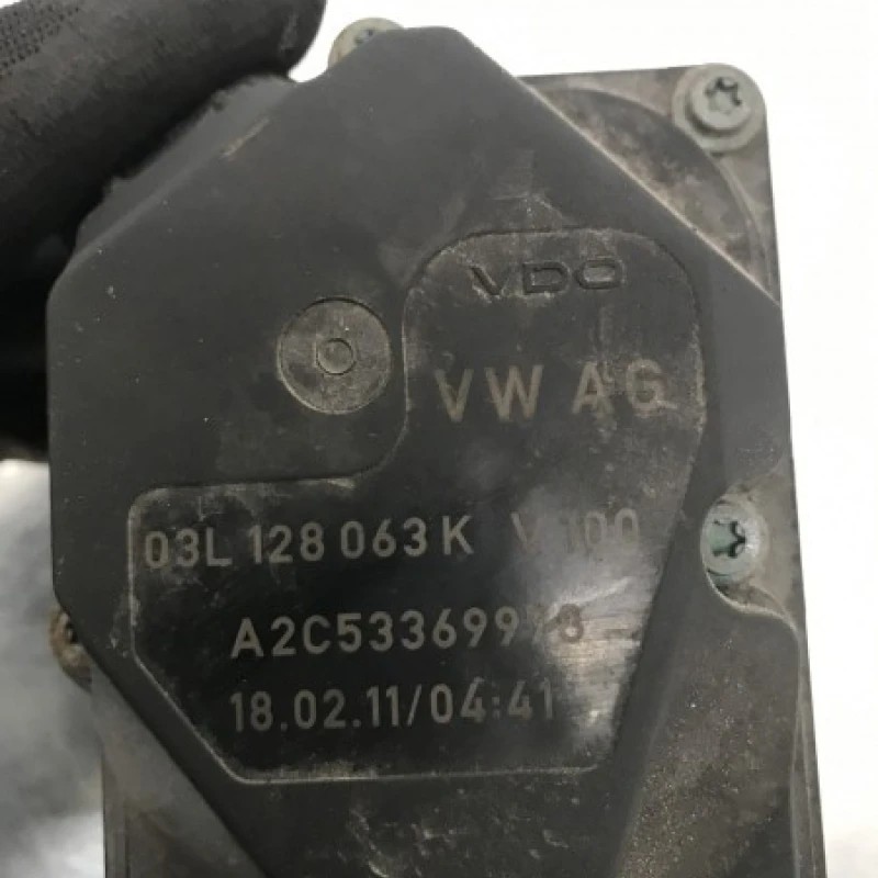 Clapeta acceleratie / Volkswagen Passat B7 2011 / Motor, racire si evacuare