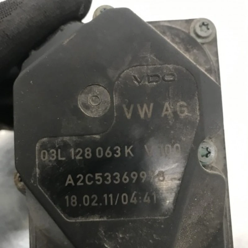 Clapeta acceleratie / Volkswagen Passat B7 2011 / Motor, racire si evacuare