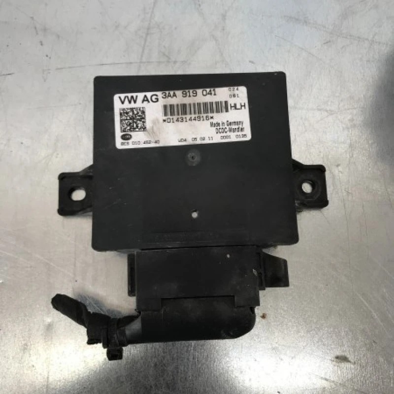 Modul start stop Volkswagen Passat B7 2011