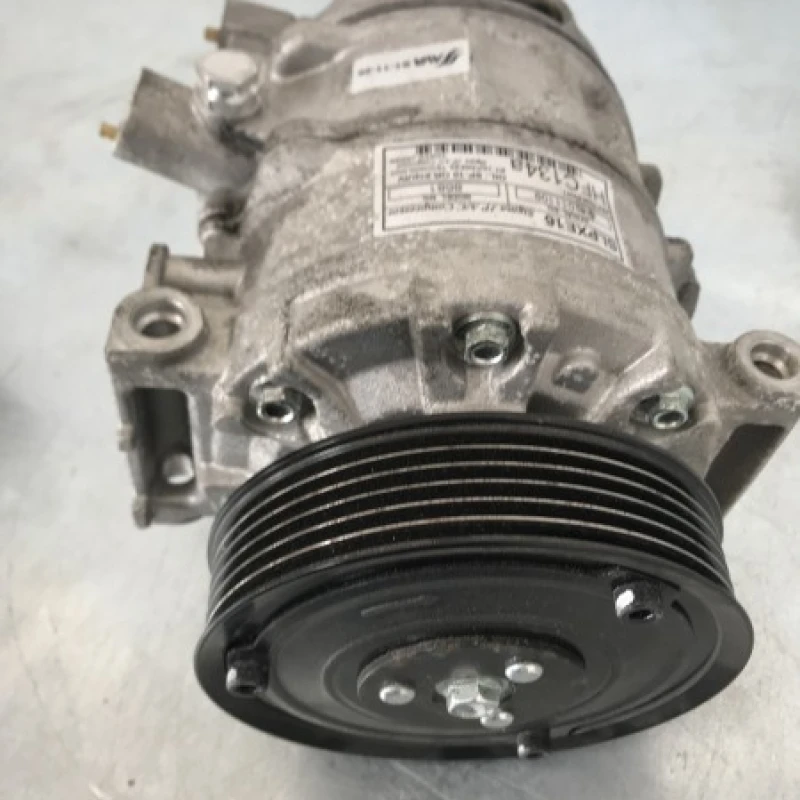 Compresor clima / Volkswagen Passat B7 2011 / Climatizare