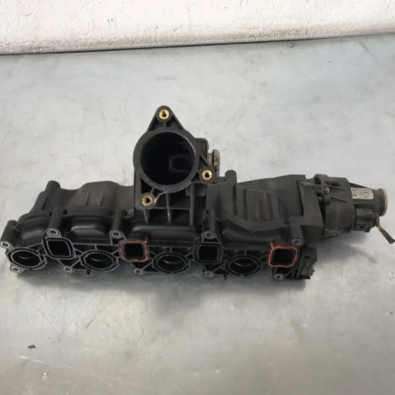Galerie de admisie Volkswagen 