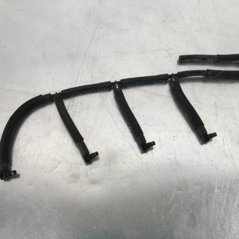 Furtun retur / Volkswagen Passat B6 2010 / Motor, racire si evacuare