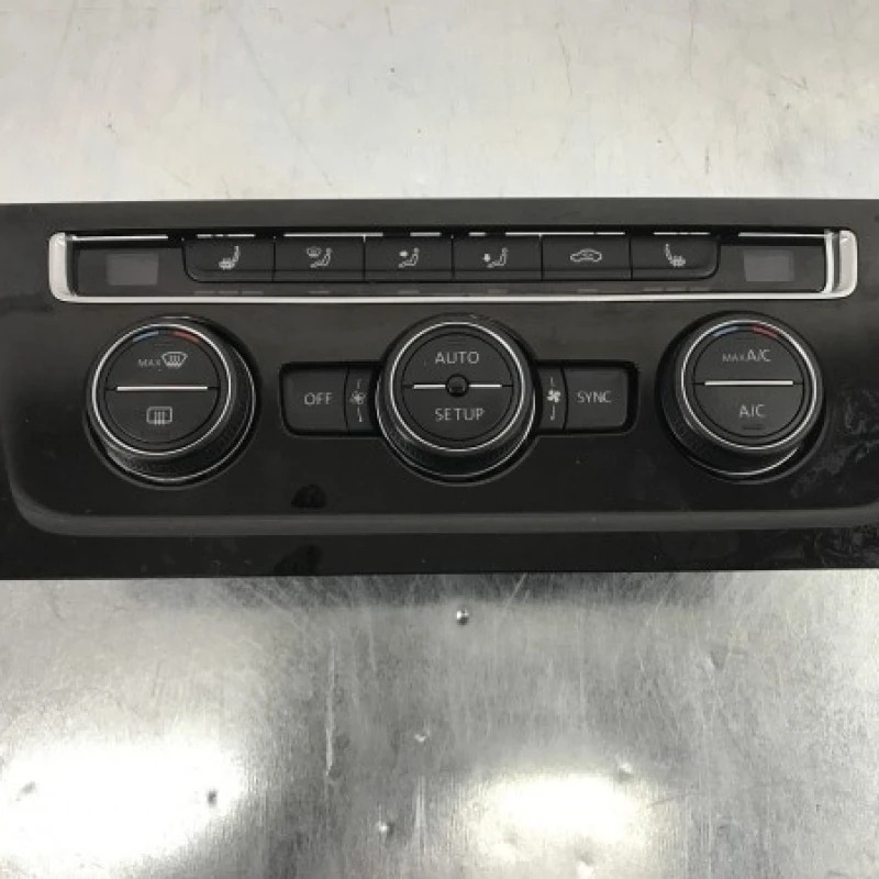 Panou climatronic / Volkswagen Golf MK7 2014 / Climatizare