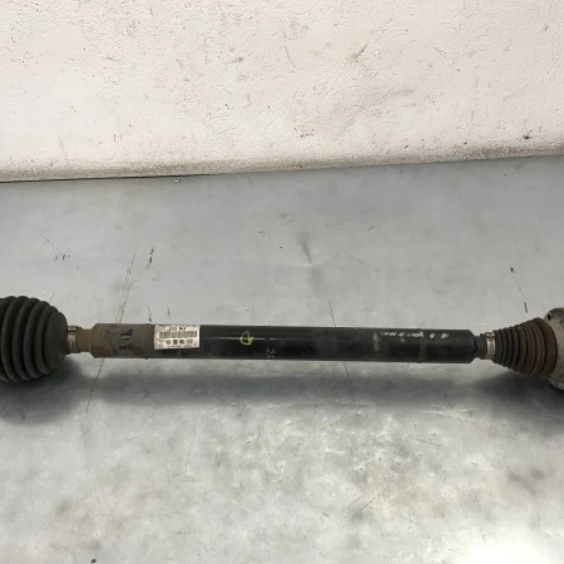 Planetara dreapta fata / Volkswagen Passat B6 2010 / Cutie viteze, ambreiaj, transmisie