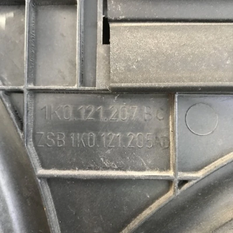Electroventilator / Volkswagen Passat B6 2010 / Motor, racire si evacuare