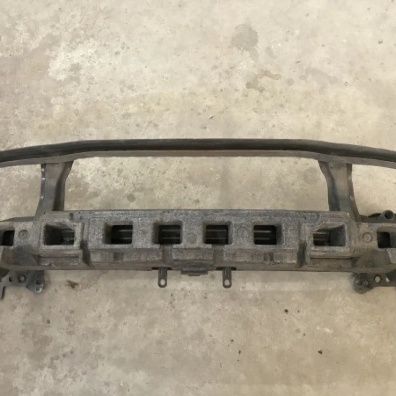 Armatura intaritura bara fata Volkswagen 