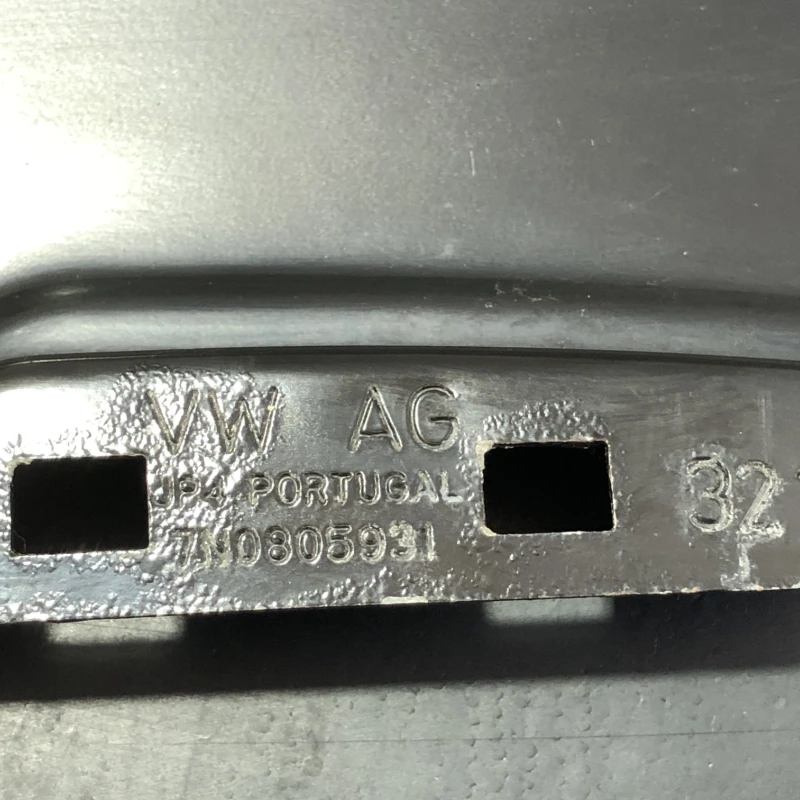 Suport far / Seat Alhambra 7N 2012 / Caroserie, oglinzi si faruri