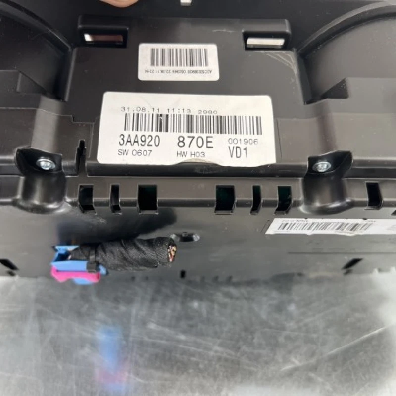 Ceas bord / Volkswagen Passat B7 2012 / Audio si electronice