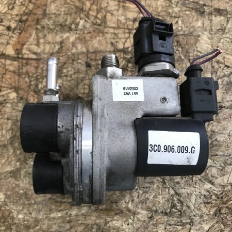 Regulator presiune gaz / Volkswagen Passat B7 2012 / Motor, racire si evacuare
