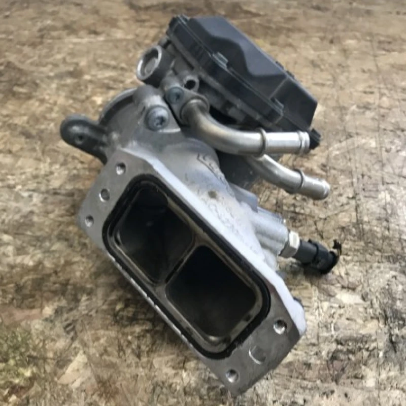 Clapeta de acceleratie / Volkswagen Golf MK7 2014 / Motor, racire si evacuare