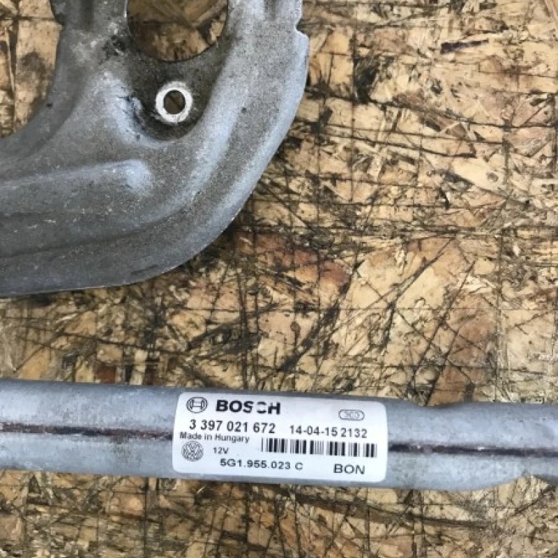 Ansamblu stergatoare parbriz / Volkswagen Golf MK7 2014 / Caroserie, oglinzi si faruri