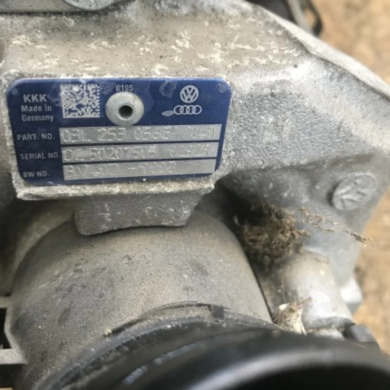 Turbosuflanta turbo turbina / Volkswagen Sharan 7N 2012 / Motor, racire si evacuare