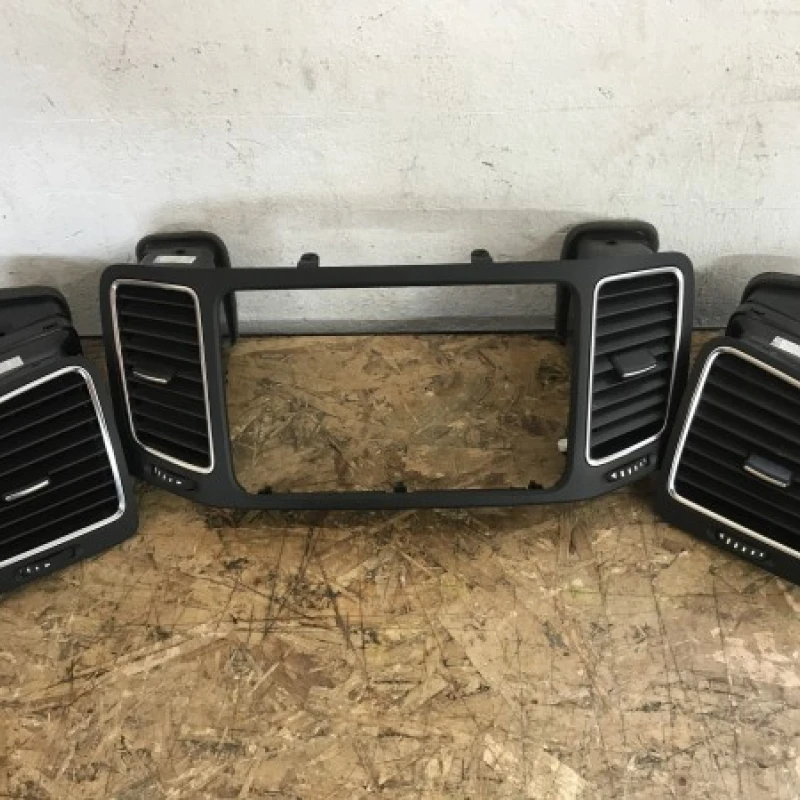 Grila aer bord Volkswagen 