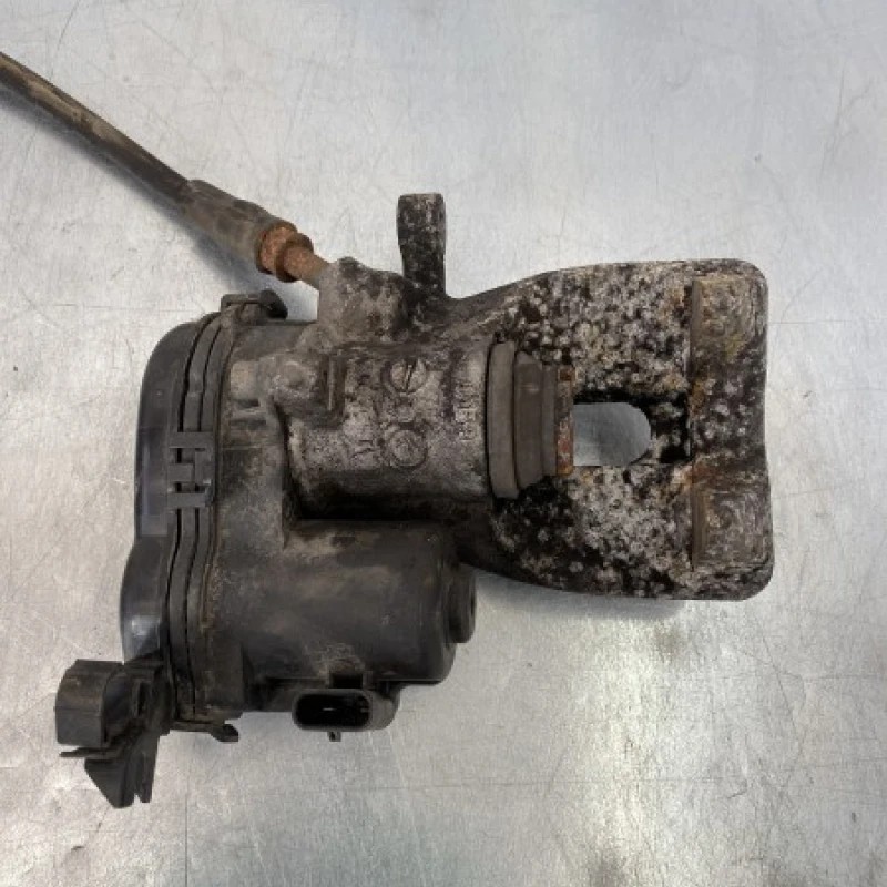 Etrie dreapta spate / Mercedes-Benz B Class W246 2015 / Frane