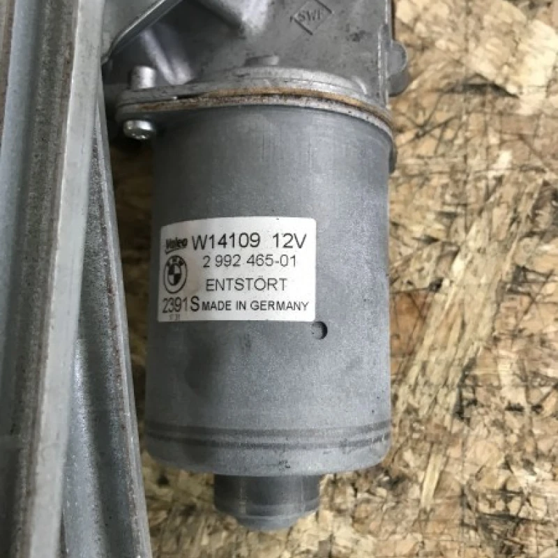Ansamblu stergatoare cu motoras / BMW X1 E84 2012 / Caroserie, oglinzi si faruri