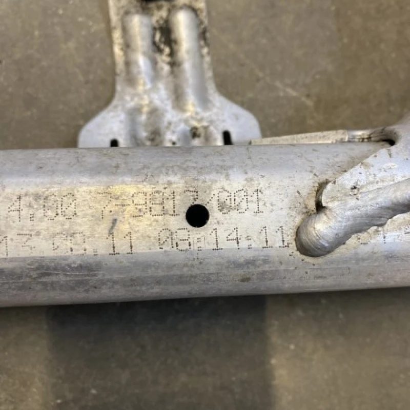 Punte fata jug motor / BMW X1 E84 2012 / Caroserie, oglinzi si faruri