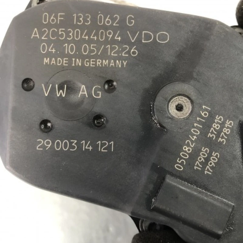 Clapeta acceleratie / Volkswagen Passat B6 2006 / Motor, racire si evacuare