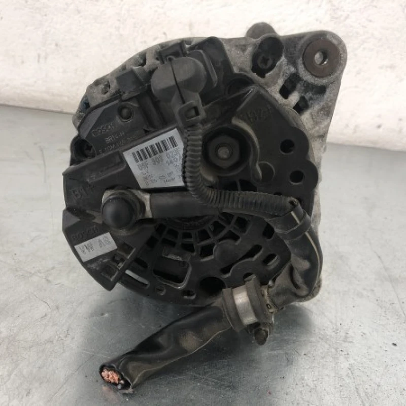 Alternator / Volkswagen Passat B6 2006 / Motor, racire si evacuare