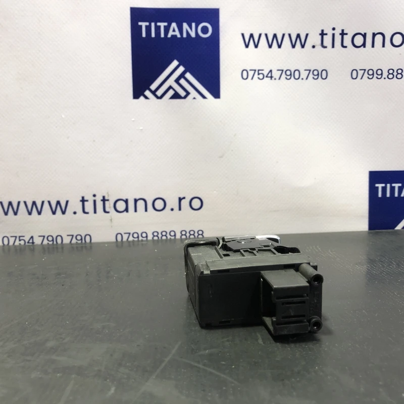 Buton frana de mana / Audi A6 C7 2014 / Interior