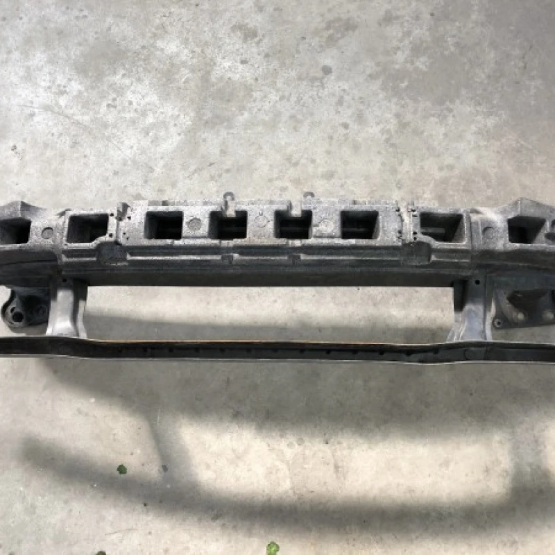 Intaritura armatura bara fata Volkswagen 