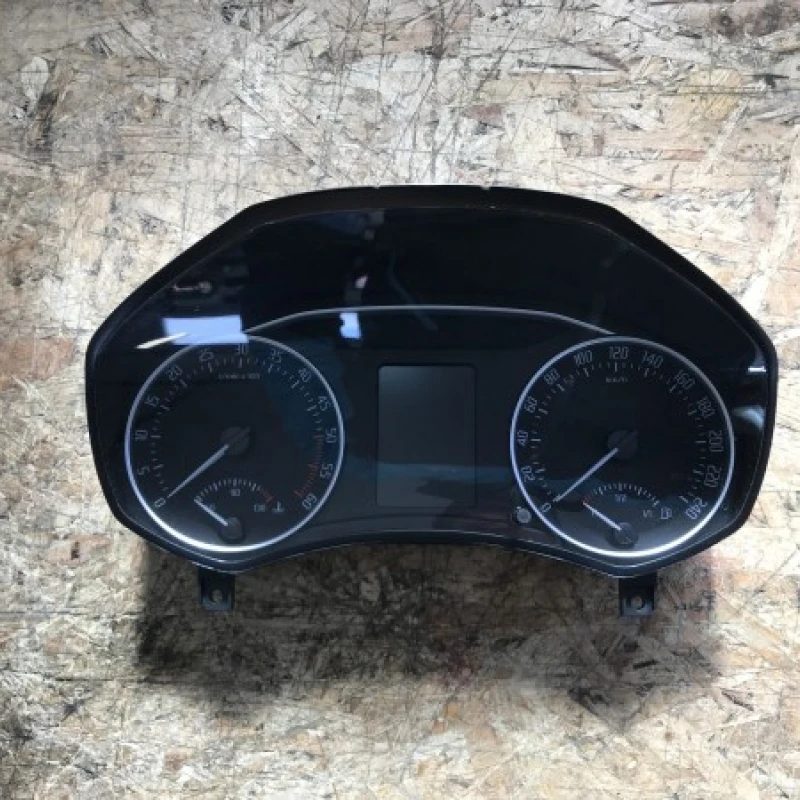 Ceas bord Skoda 