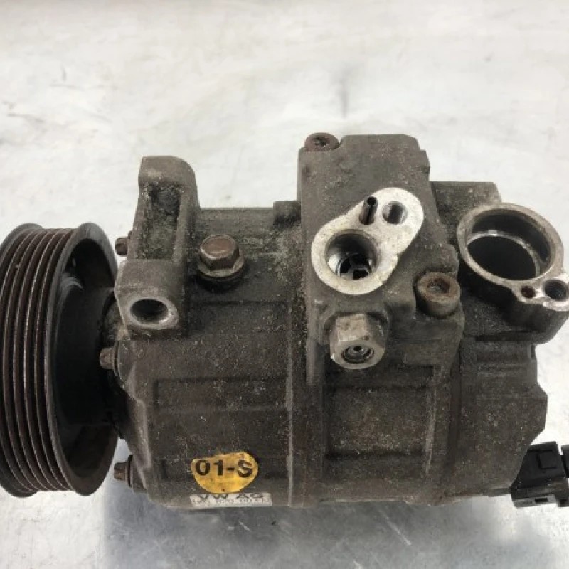 Compresor AC / Volkswagen Golf MK6 2012 / Motor, racire si evacuare