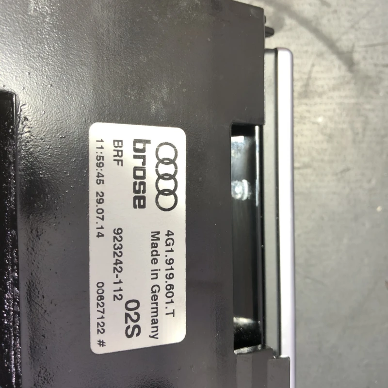 Display ecran sistem multimedia / Audi A6 C7 2014 / Audio si electronice