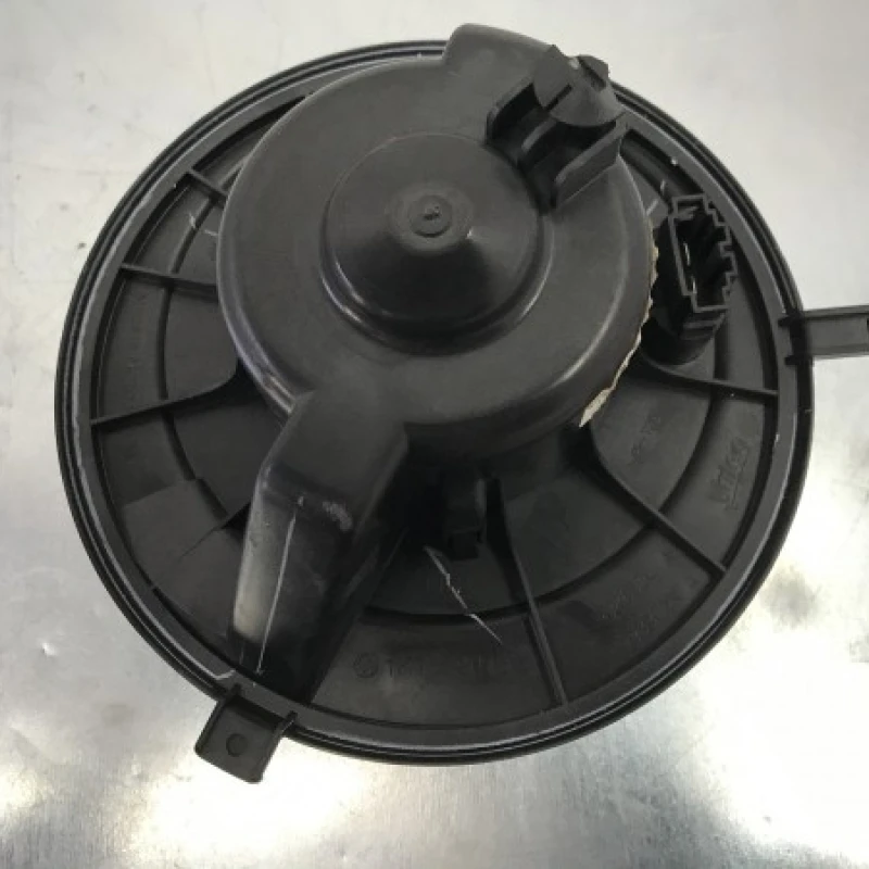 Ventilator bord habitaclu / Volkswagen Golf MK6 2012 / Interior