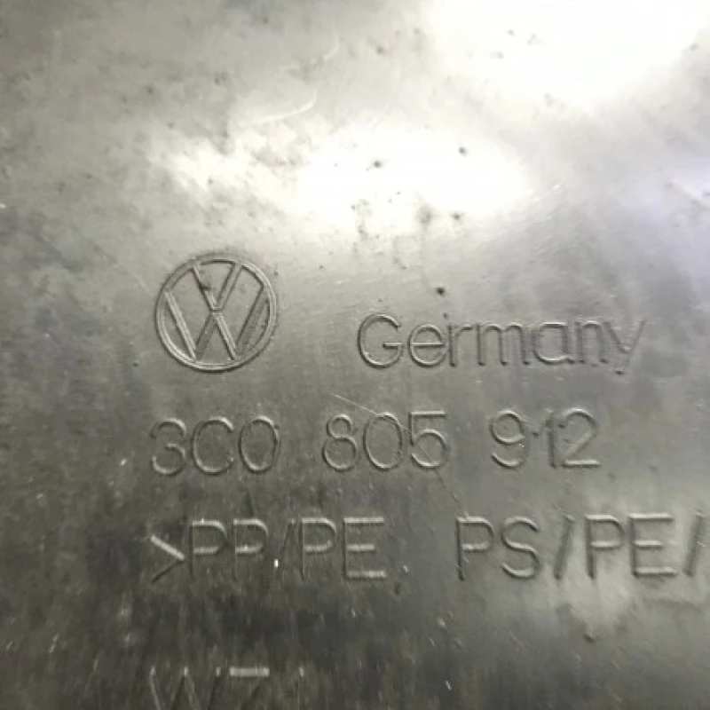 Carenaj dreapta fata mic / Volkswagen Passat B6 2006 / Caroserie, oglinzi si faruri