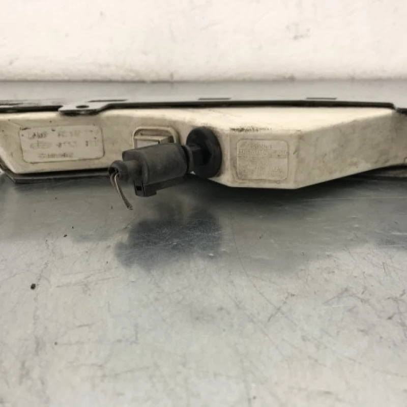 Semnalizare bara fata stanga / Volkswagen Passat B6 2006 / Altele