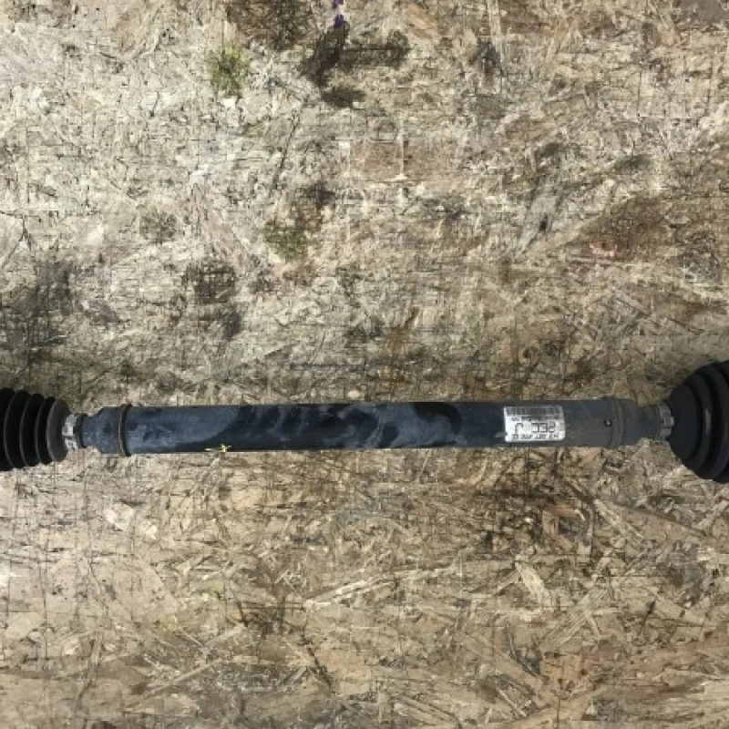 Planetara dreapta fata / Volkswagen Golf MK6 2012 / Directie si suspensie