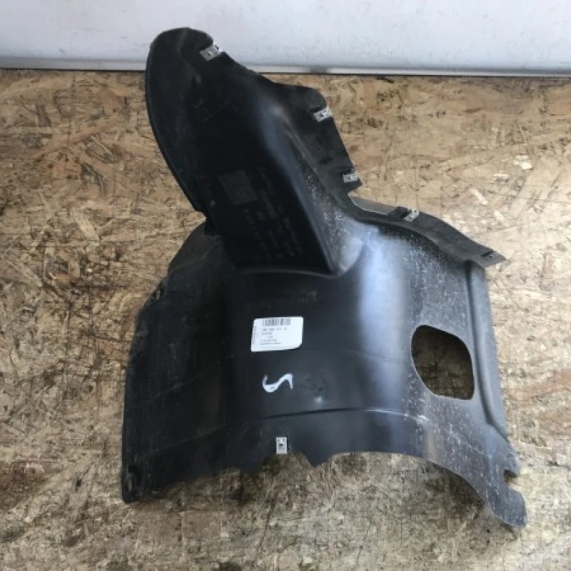 Carenaj roata stanga fata mic Volkswagen 