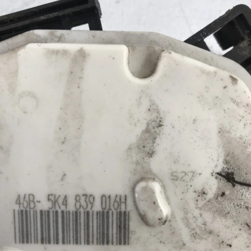 Iala broasca usa stanga spate / Volkswagen Golf MK6 2011 / Caroserie, oglinzi si faruri