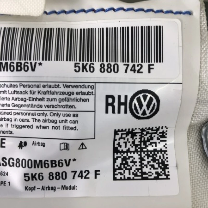 Airbag cortina dreapta / Volkswagen Golf MK6 2011 / Interior