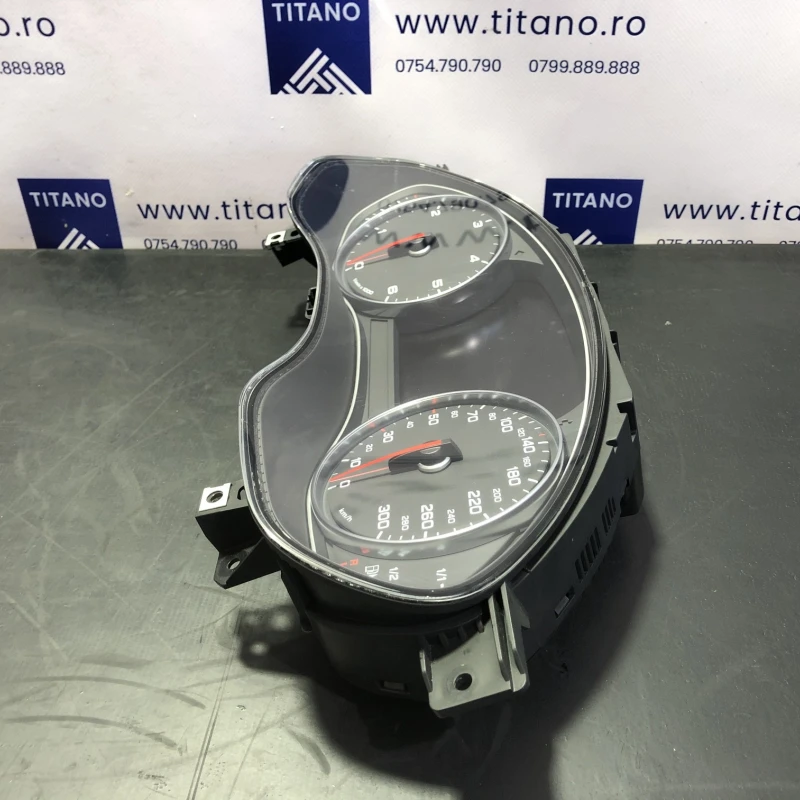 Ceas bord / Audi A6 C7 2014 / Audio si electronice