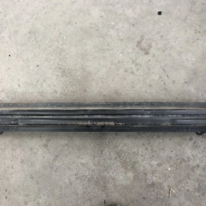 Intaritura armatura bara spate Volkswagen 