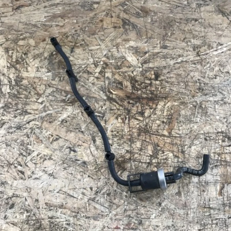 Furtun retur / Volkswagen Golf MK6 2009 / Motor, racire si evacuare