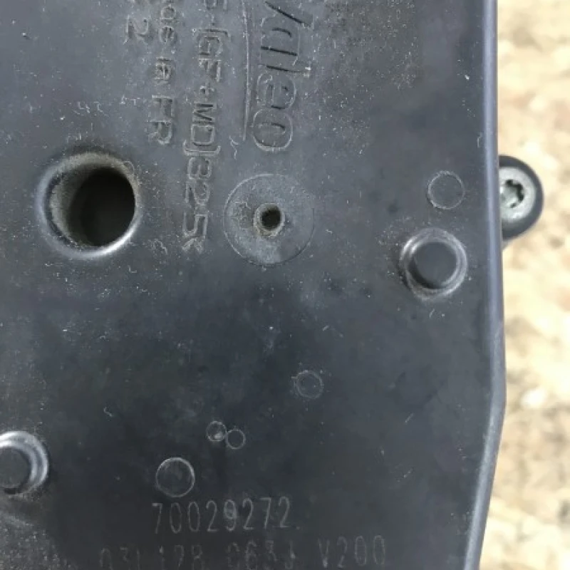 Clapeta acceleratie / Volkswagen Polo 6R 2010 / Motor, racire si evacuare