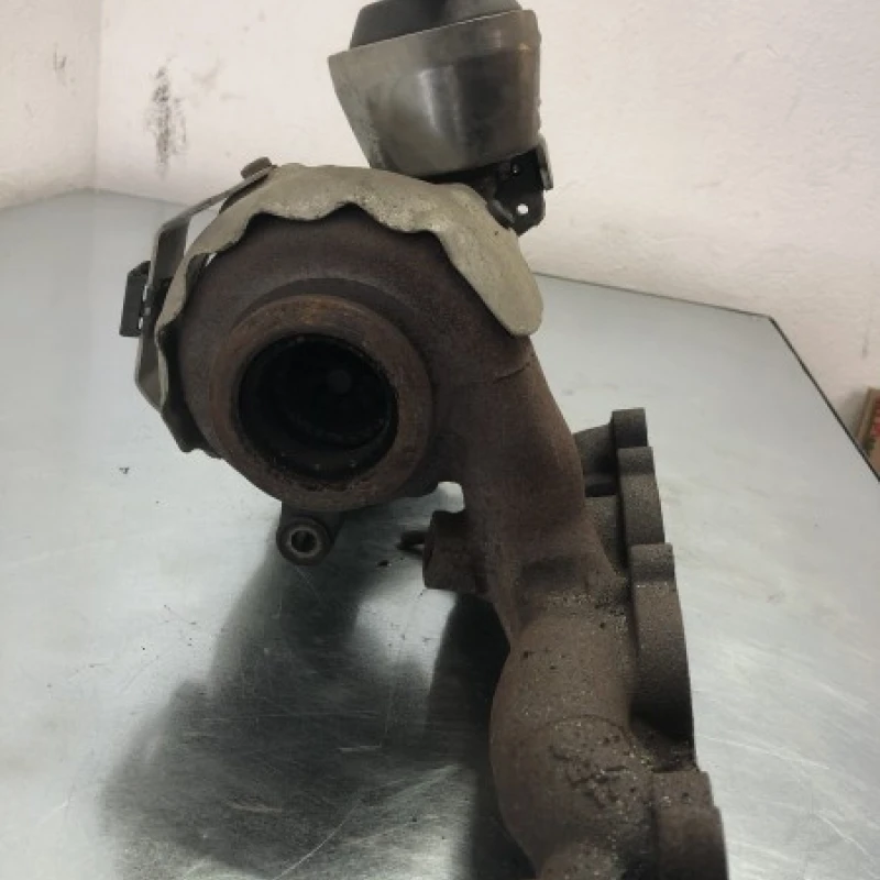 Turbosuflanta / Volkswagen Golf MK6 2009 / Motor, racire si evacuare