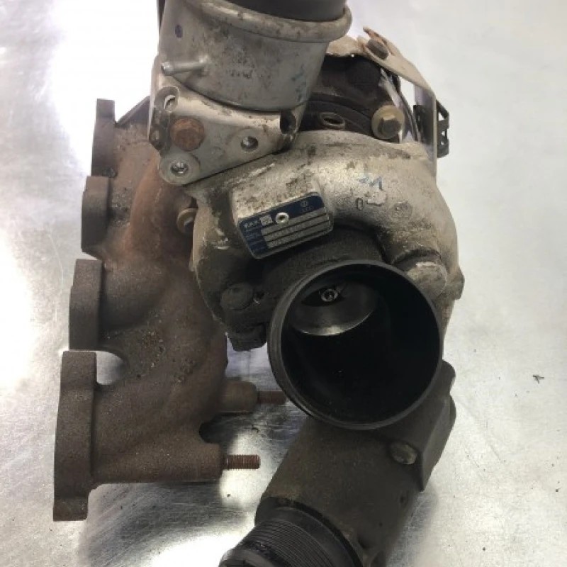 Turbosuflanta / Volkswagen Golf MK6 2009 / Motor, racire si evacuare