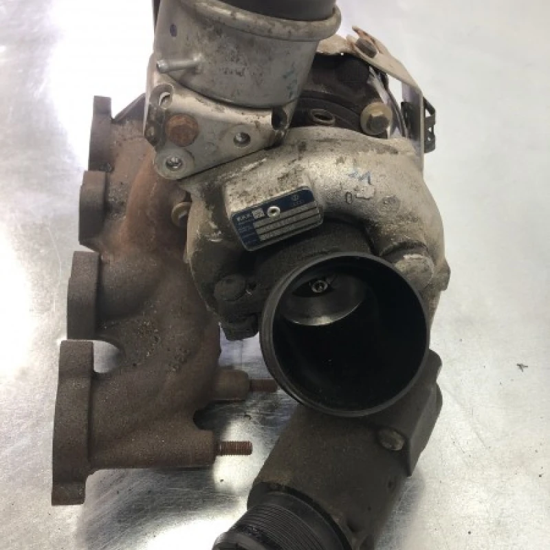 Turbosuflanta / Volkswagen Golf MK6 2009 / Motor, racire si evacuare