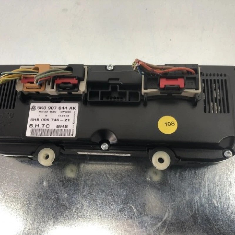 Climatronic / Volkswagen Golf MK6 2009 / Audio si electronice