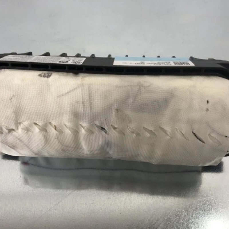 Airbag pasager / Volkswagen Golf MK6 2010 / Interior