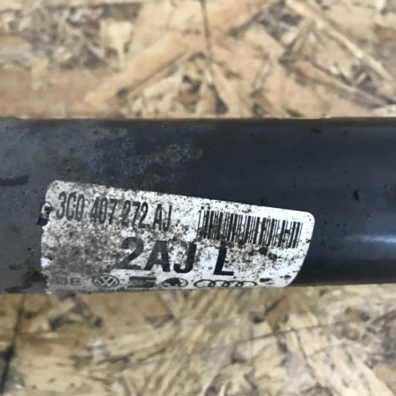 Planetara dreapta fata / Volkswagen Passat B7 2012 / Directie si suspensie